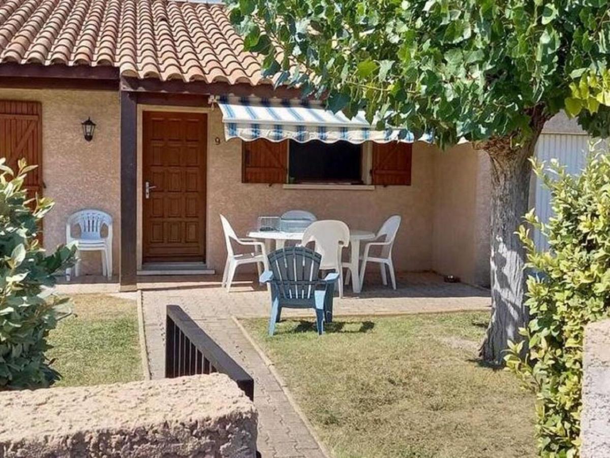 Pretty Villa With Above Ground Pool Saint-Genies-de-Fontedit エクステリア 写真